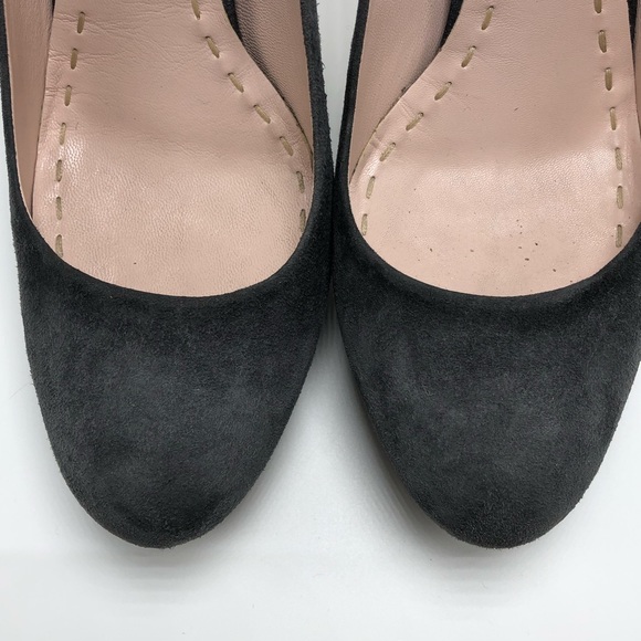 Miu Miu Suede Pump - Picture 5 of 8